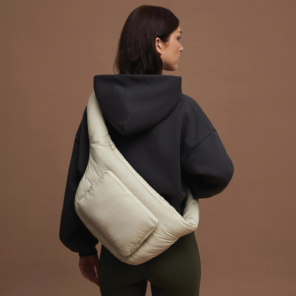 Puffy Airport Bag Cream White
