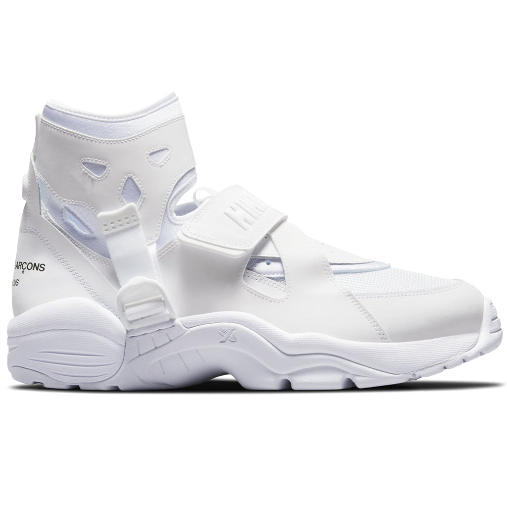 COMME des GARCONS Homme Plus x Nike Carnivore White